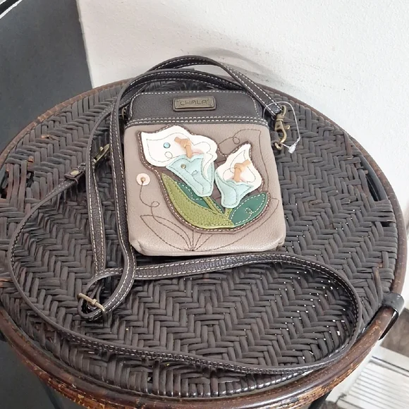 Charming Chala Lilly Blooms Flower Floral Cell Phone Purse Mini Crossbody Bag - Picture 3 of 12